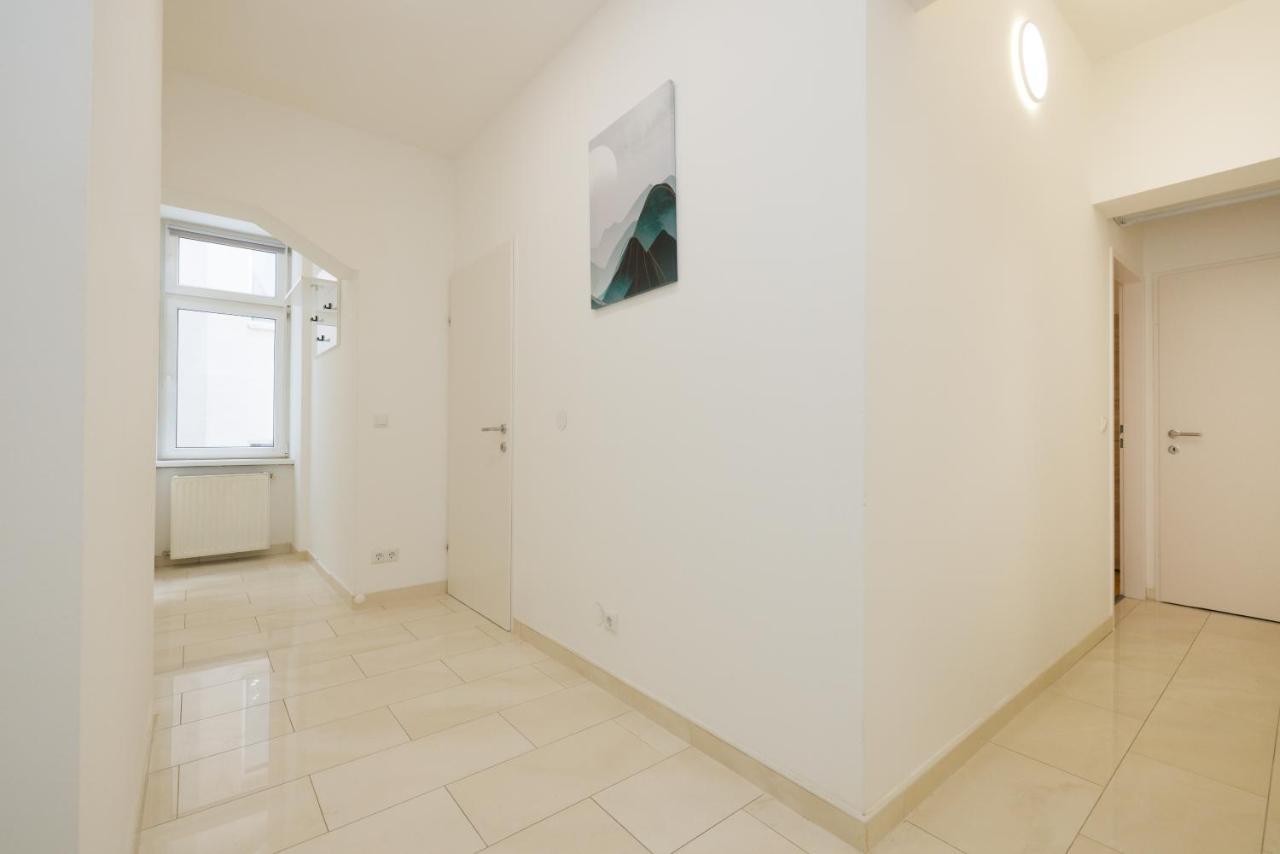 Favoriten Dream Apartment 1100 เวียนนา ภายนอก รูปภาพ